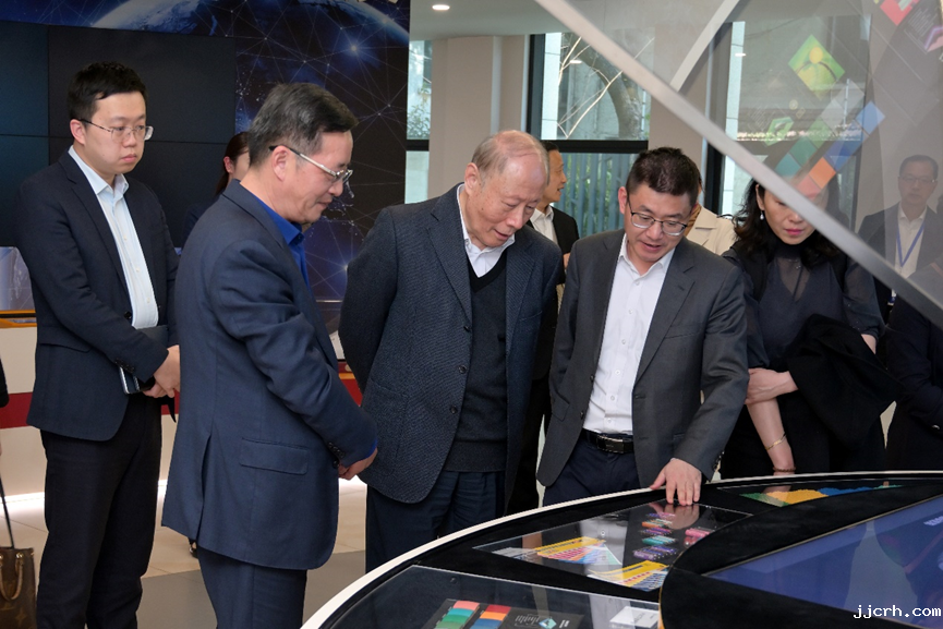 石油和化工行业加快建设世界一流企业情况调研组走进上海华谊集团