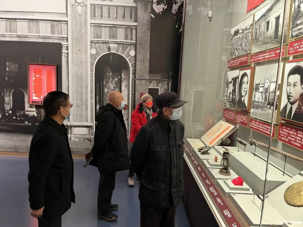 协会党员赴中国共产党历史展览馆开展主题党日活动